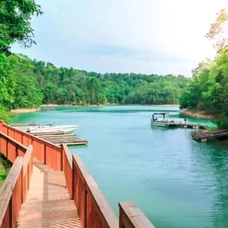 A Smoky Mountain Lake Cabin - 1089 Worth Of Free Attraction Tickets For Each Paid Day, Dollywood!